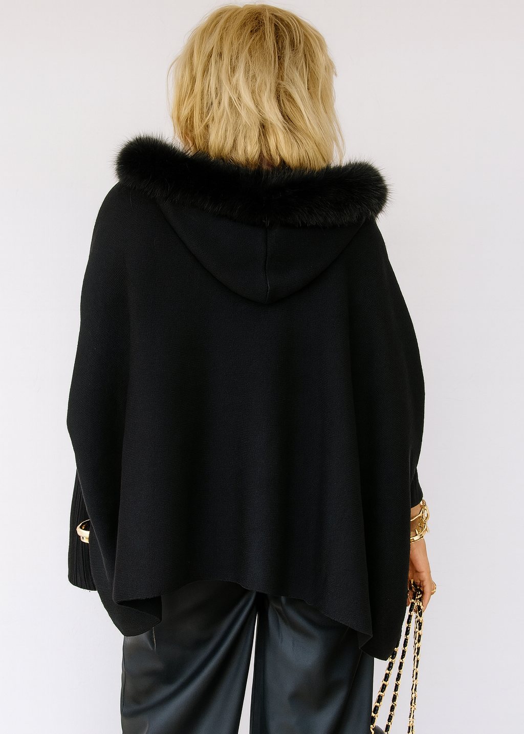 Cardigan à Capuche Chic